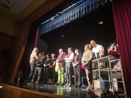 Gledališka-predstava (1)