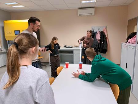 received_1628493221075239